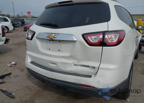 2015 Chevrolet Traverse Ls z USA, uszkodzony, nr VIN 1GNKRFED4FJ205795